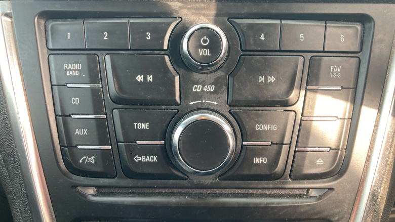 Vauxhall Mokka 1.6i Exclusiv 5dr Petrol Hatchback